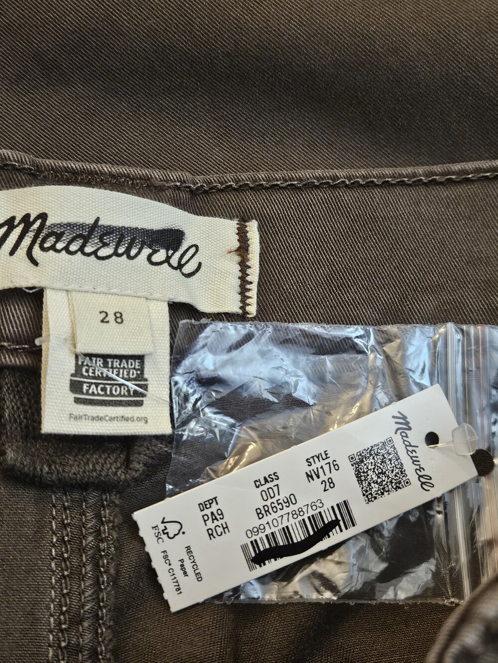 NWT Madewell The Darted Barrel-Leg Utility Pant Size 28 - Picture 5 of 10